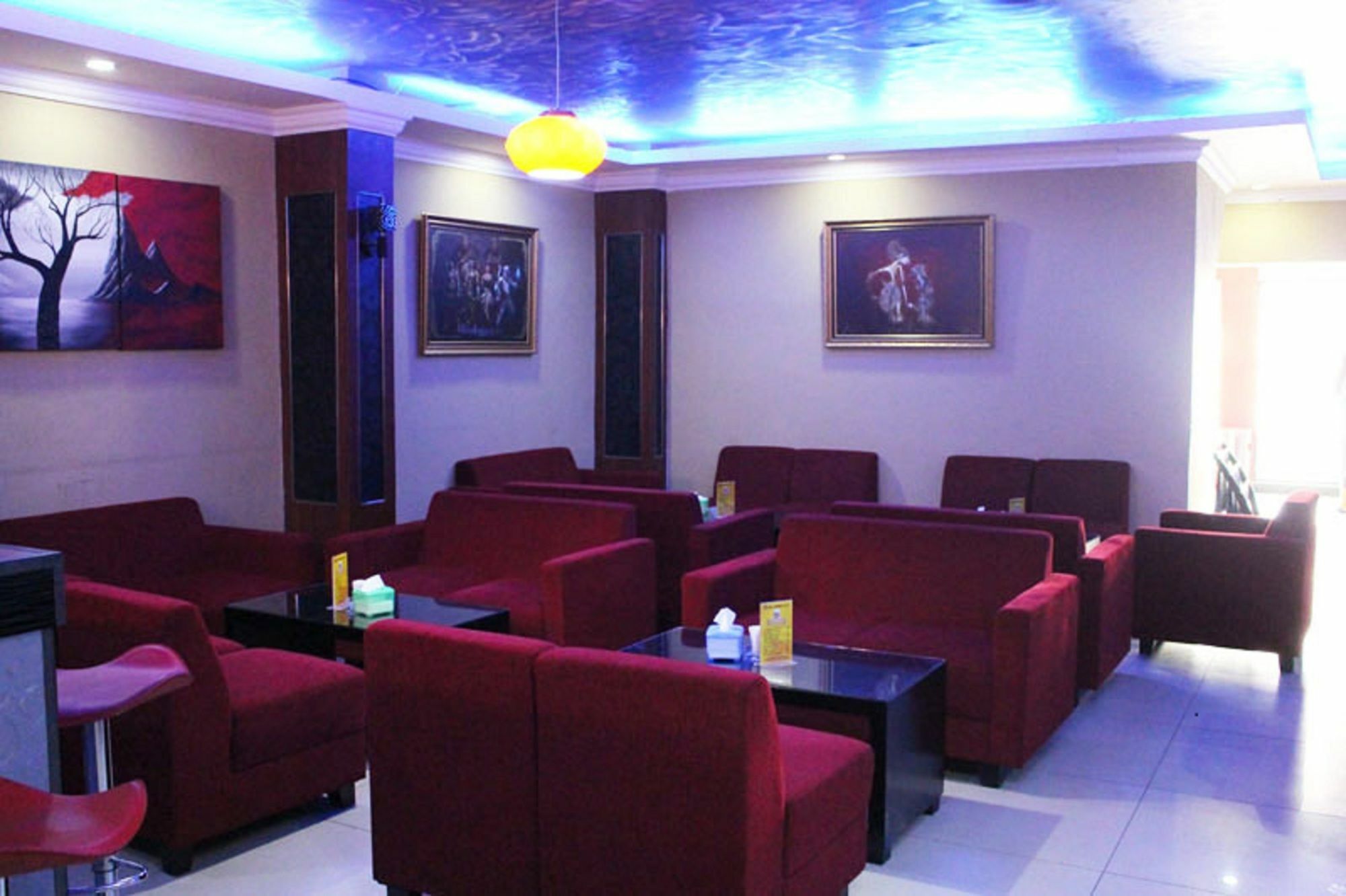 Hollywood Hotel Джакарта Екстериор снимка